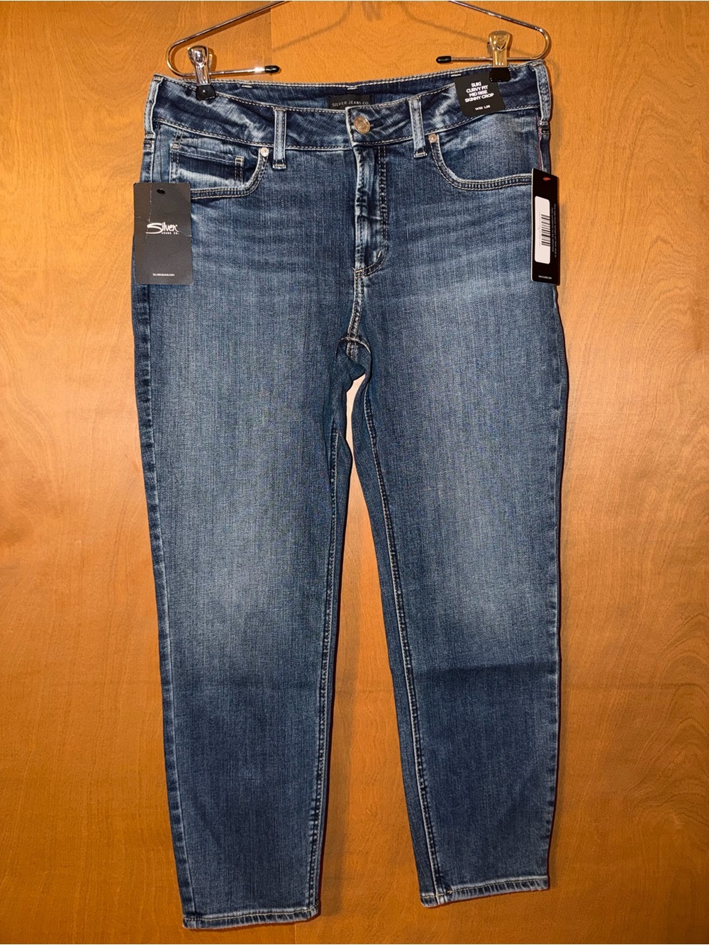 Silver Jeans Women's Dark Blue Curvy Fit Mid-Rise Skinny Crop Jeans